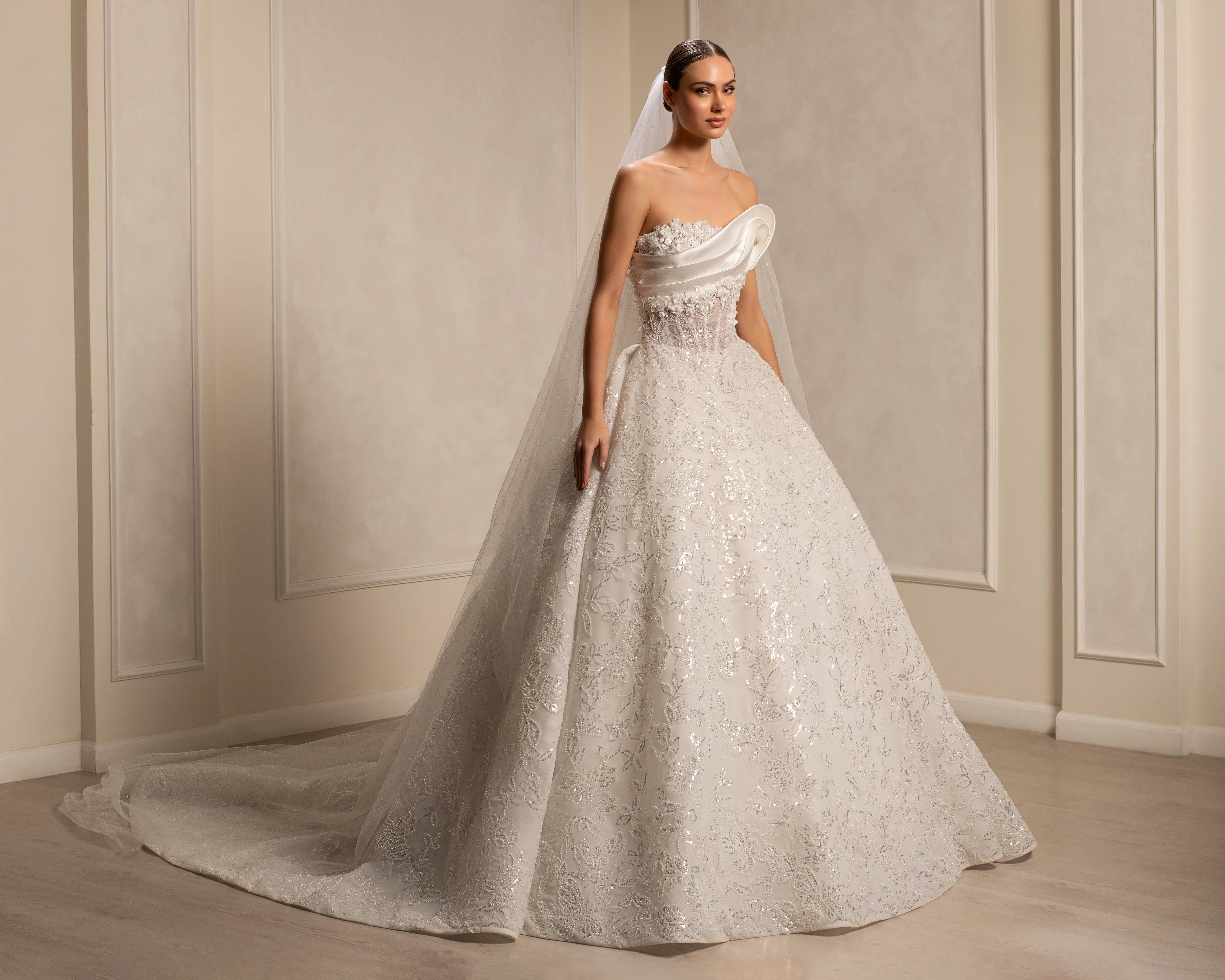 Look 08 | The Statement Bride