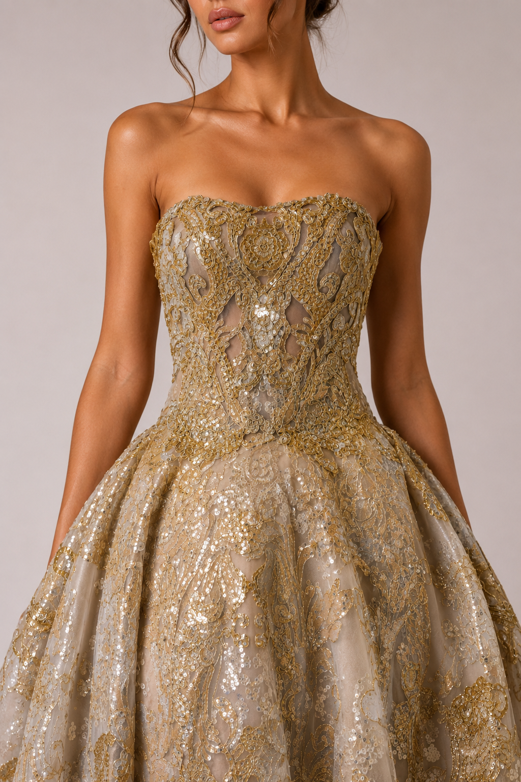 STRAPLESS BALL GOWN