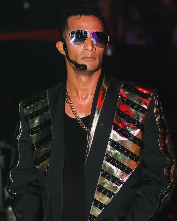 Mohammad Ramadan wearing Michael Cinco