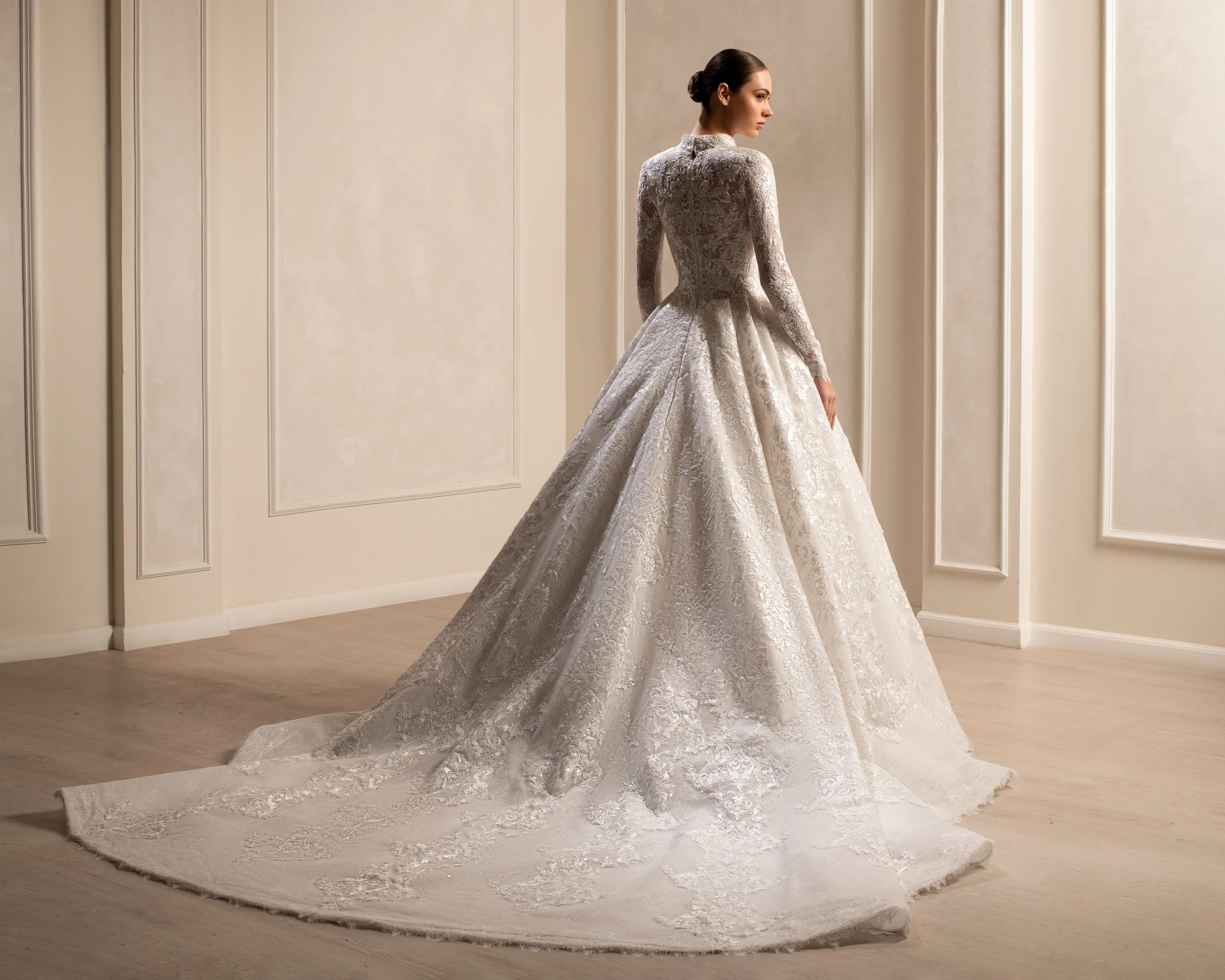 Michael Cinco Bridal RTW Look 06 — image 2