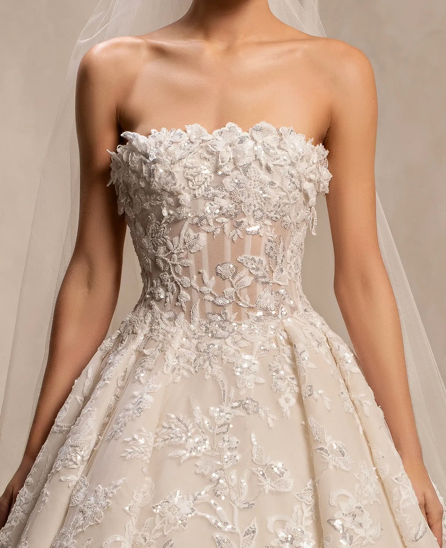 Michael Cinco Bridal RTW Look 07 — image 4