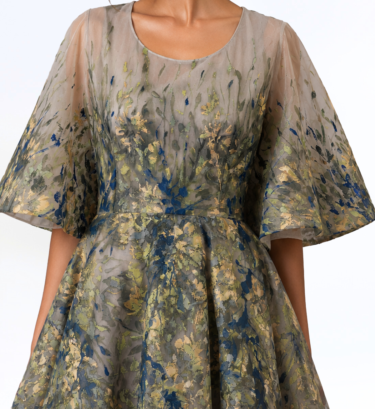 FLORAL TULLE EVENING GOWN