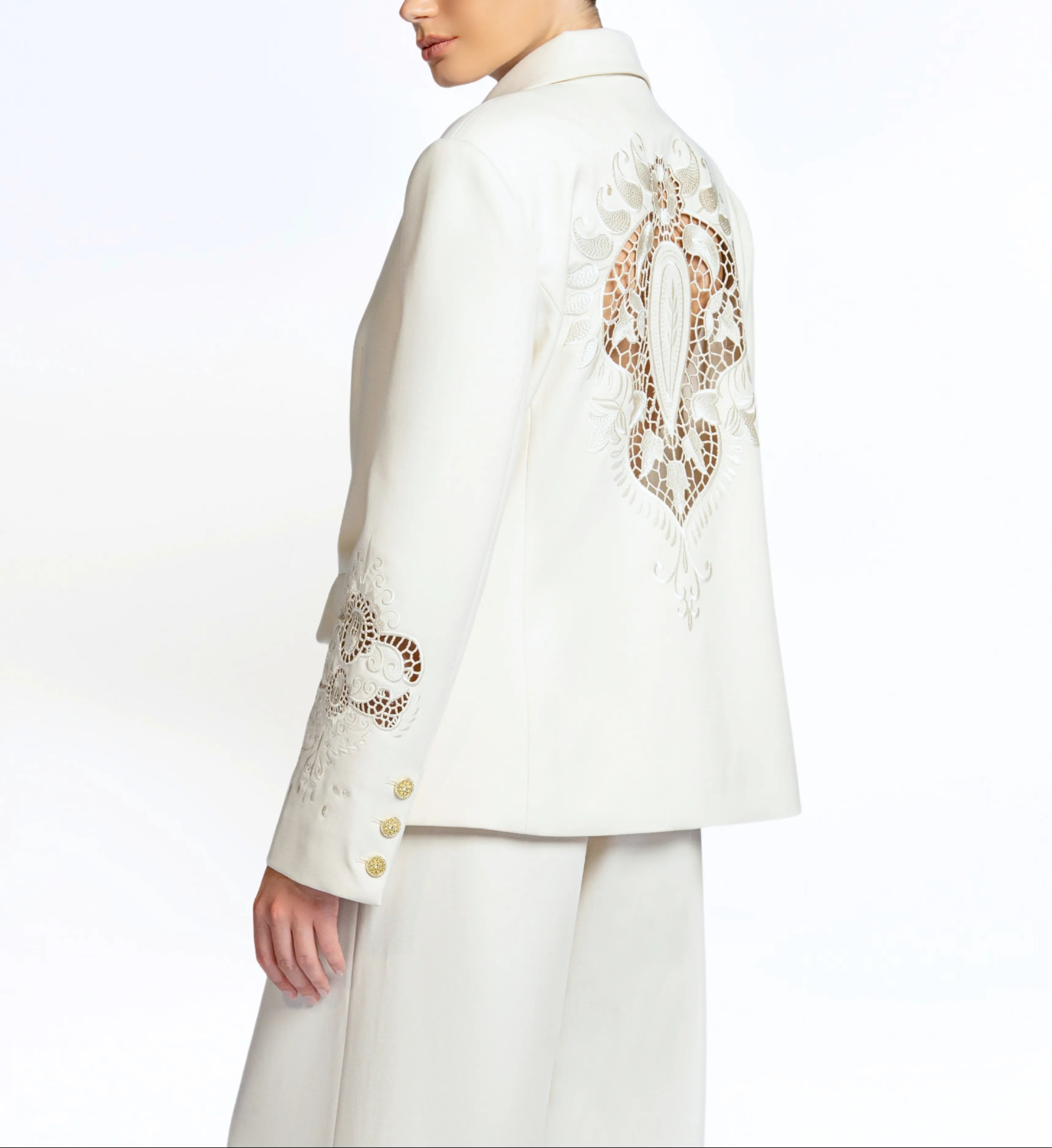 Embroidered suit set - White