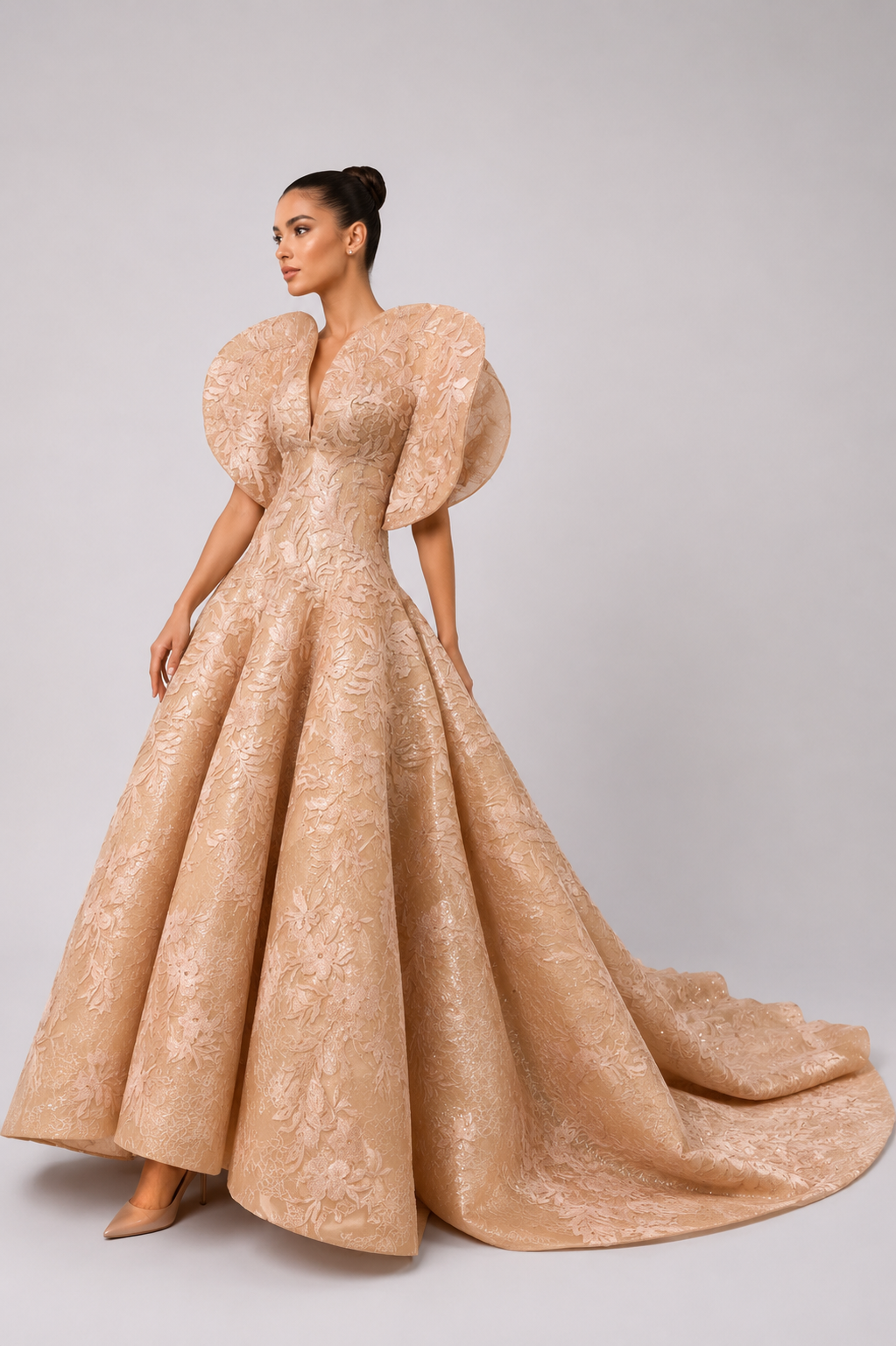 FLORAL STRUCTURED BALL GOWN