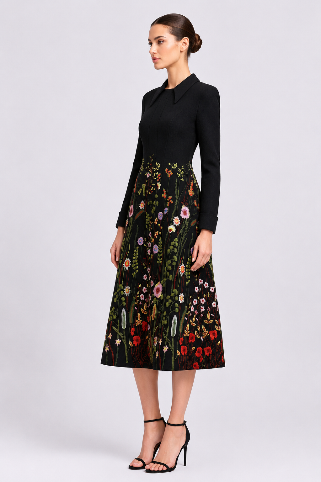 Thread Embroidered Longsleeves Midi Dress