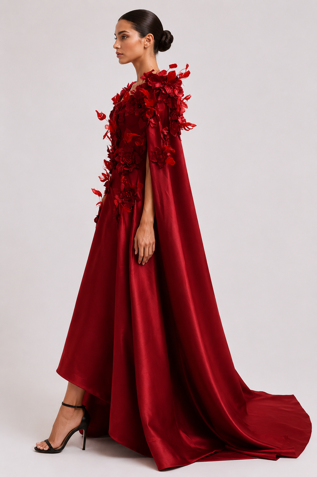 3D Flower Appliques Long Dress With Cape