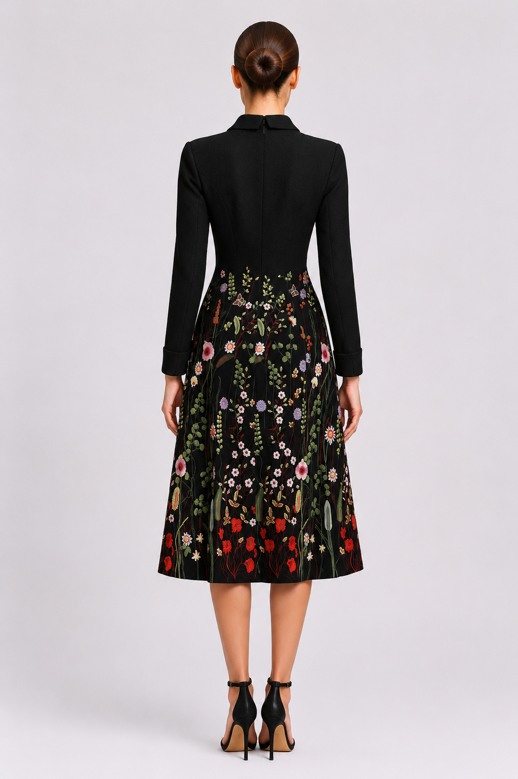 Thread Embroidered Longsleeves Midi Dress