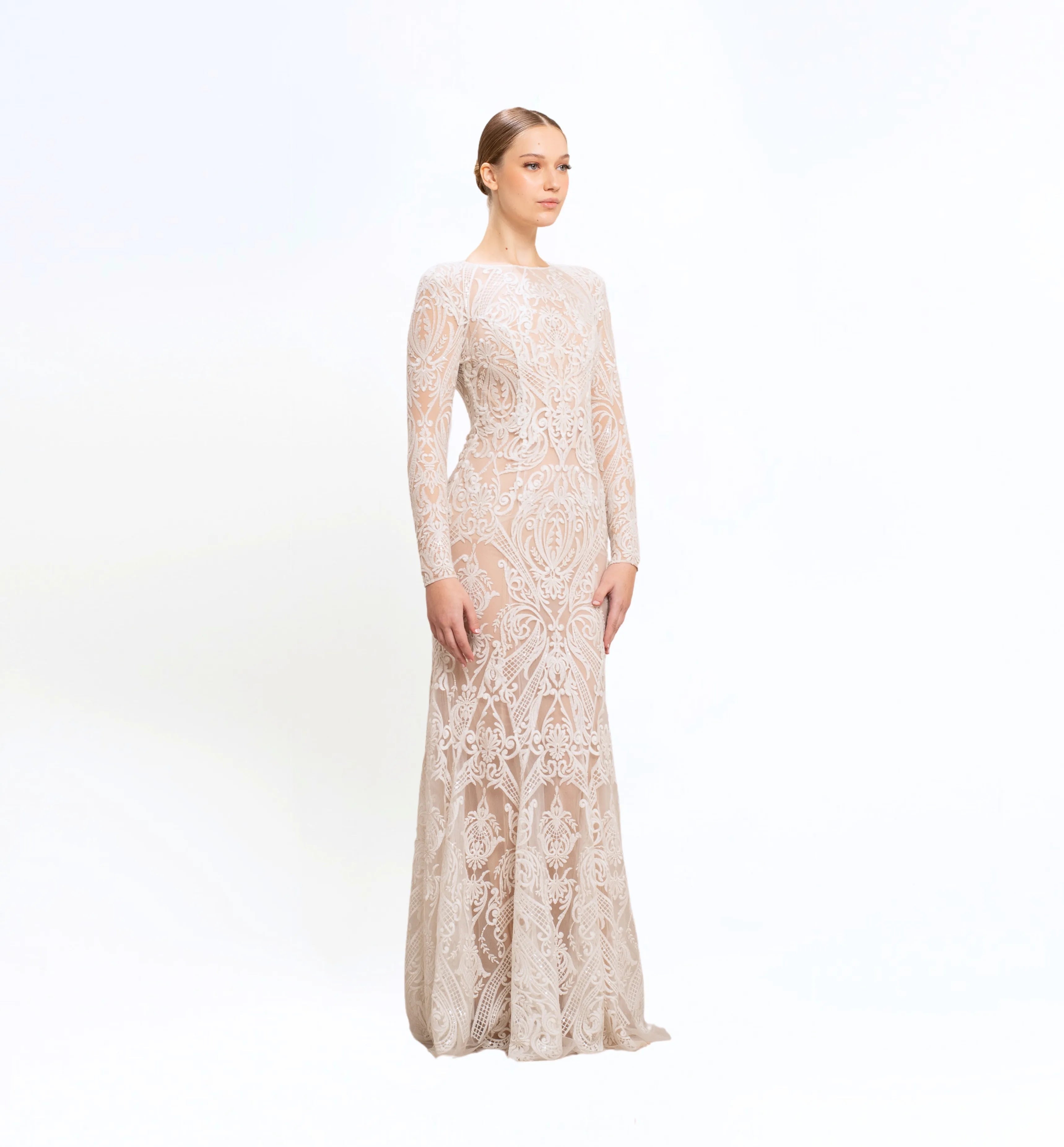 THREAD EMBROIDERED LONGSLEEVES GOWN