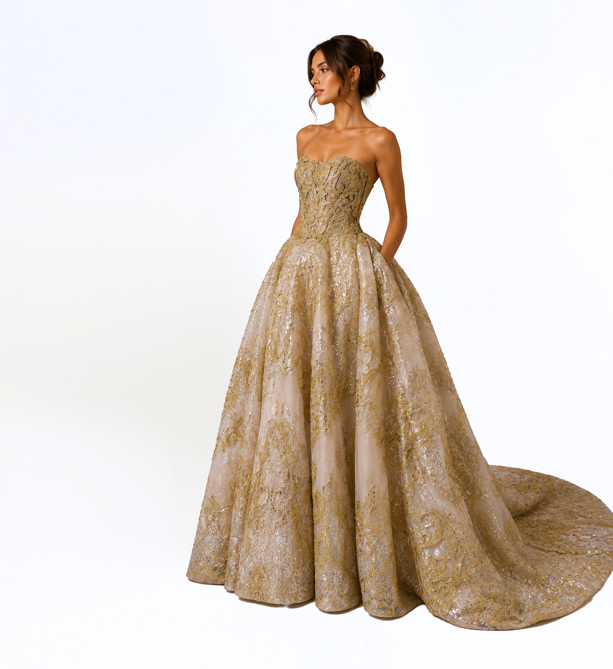 STRAPLESS BALL GOWN