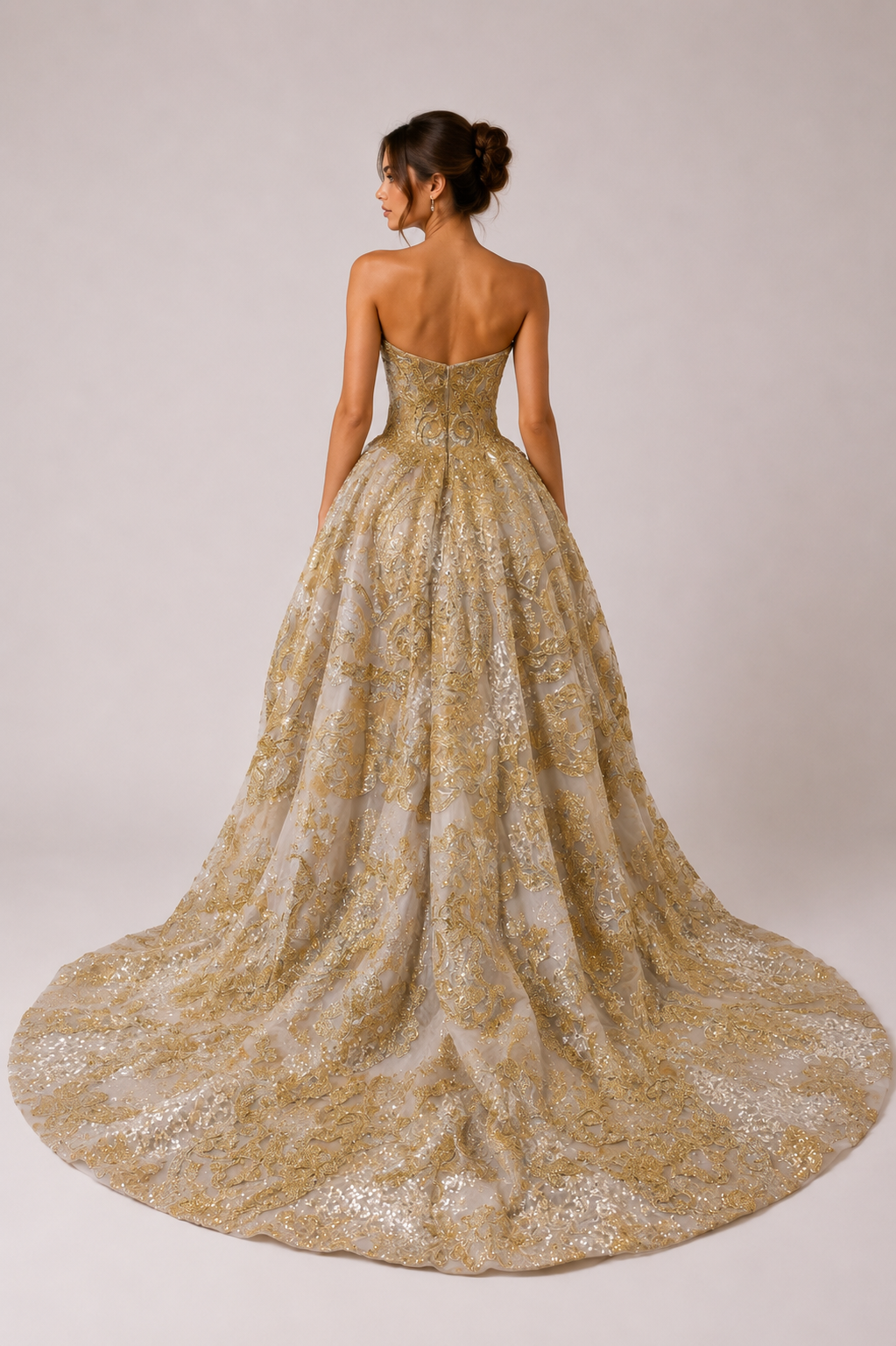 STRAPLESS BALL GOWN